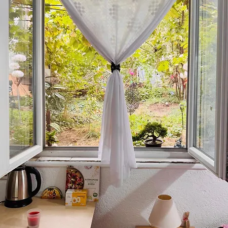 Private Guest With Garden Access * Скопье